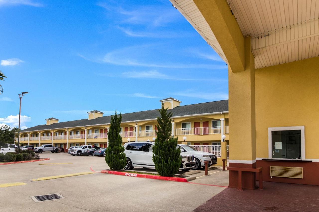 Scottish Inn And Suites בייטאון מראה חיצוני תמונה